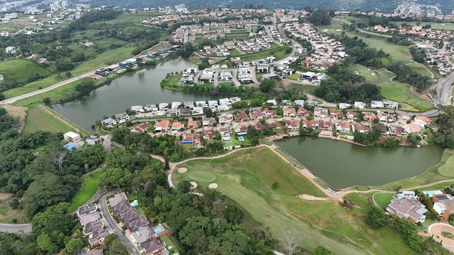 Ruitoque Condominio: casas y lotes en entorno natural privilegiado cerca de Bucaramanga